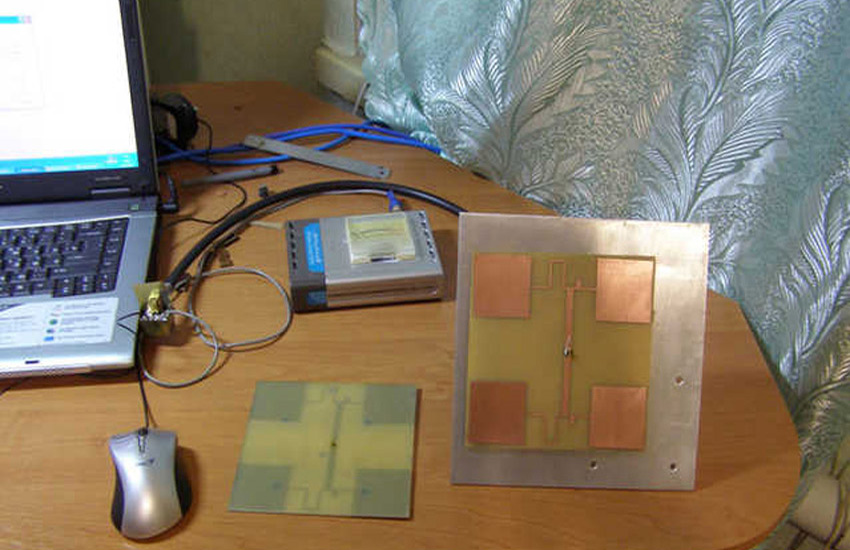 2.1 ггц. Панельная антенна 2,4 GHZ lay. Панельная антенна 1,2 GHZ. WIFI патч антенна. Патч антенна 2.4 ГГЦ.